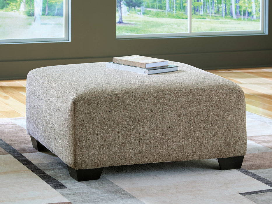 Newellen Oversized Accent Ottoman - Sigrist Furniture (Sturgis,MI)