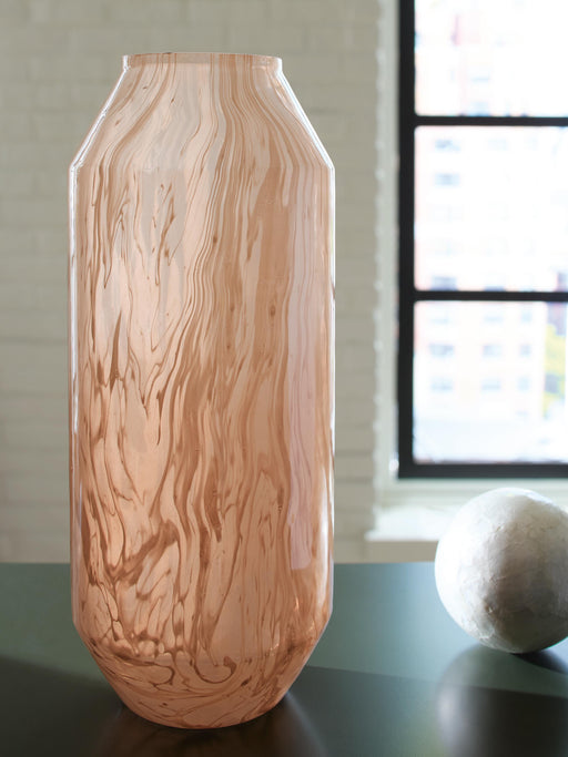 Dushby Vase - Sigrist Furniture (Sturgis,MI)