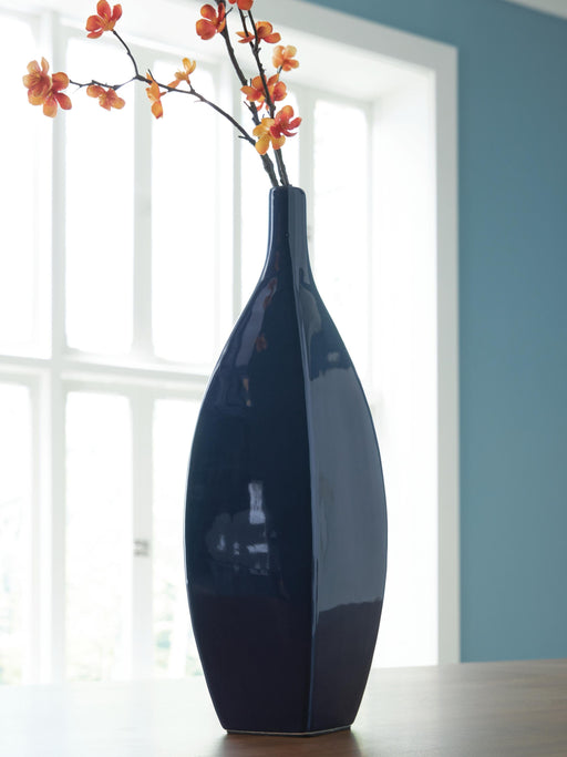 Abtinson Vase - Sigrist Furniture (Sturgis,MI)