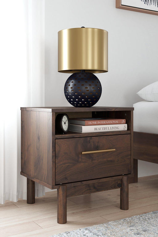 Calverson Nightstand - Sigrist Furniture (Sturgis,MI)
