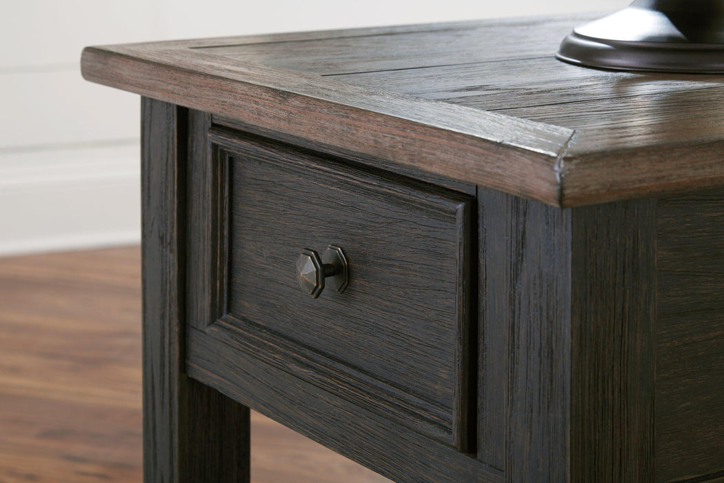 Tyler Creek Table Set - Sigrist Furniture (Sturgis,MI)