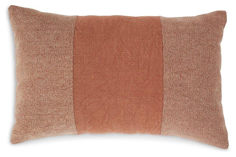 Dovinton Pillow (Set of 4) - Sigrist Furniture (Sturgis,MI)