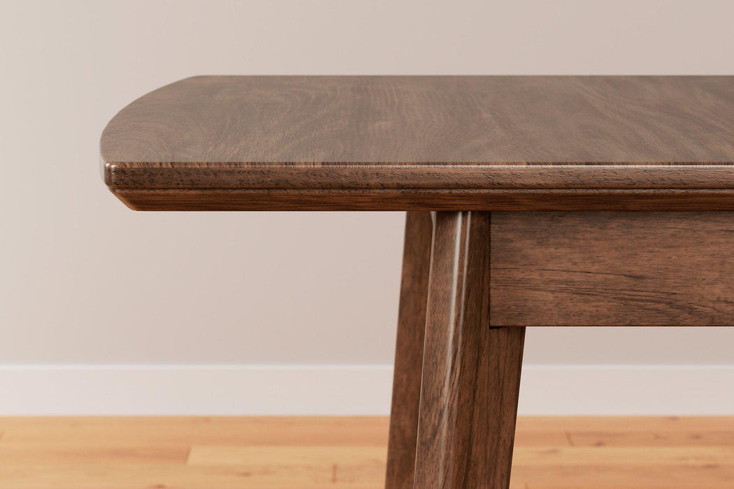 Lyncott Dining Room Set - Sigrist Furniture (Sturgis,MI)