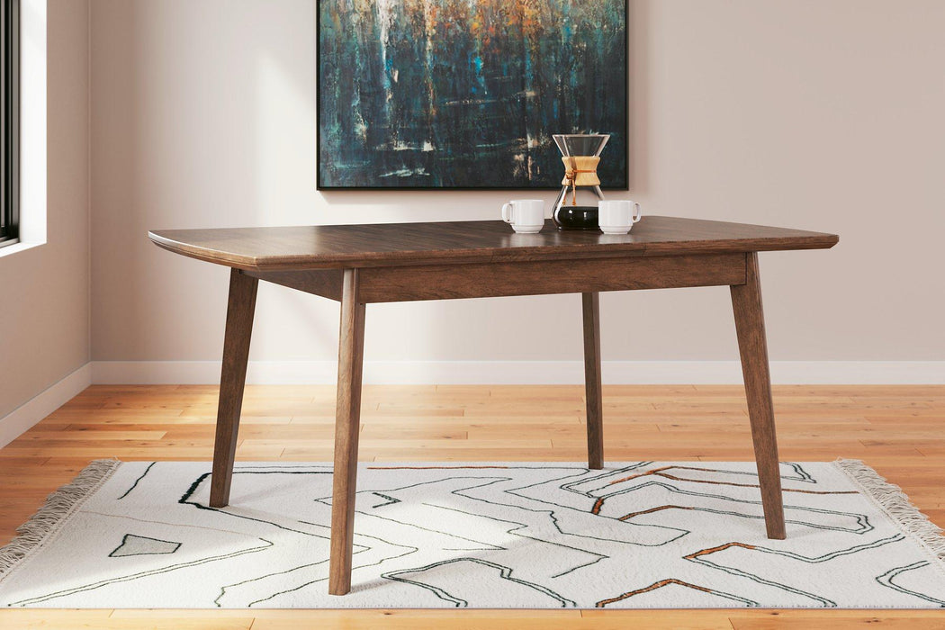 Lyncott Dining Room Set - Sigrist Furniture (Sturgis,MI)