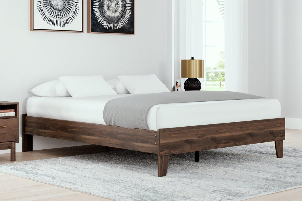 Calverson Bed - Sigrist Furniture (Sturgis,MI)