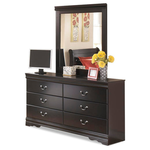 Huey Vineyard Dresser and Mirror - Sigrist Furniture (Sturgis,MI)