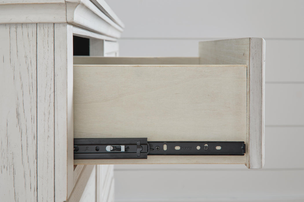 Robbinsdale Bedroom Set - Sigrist Furniture (Sturgis,MI)