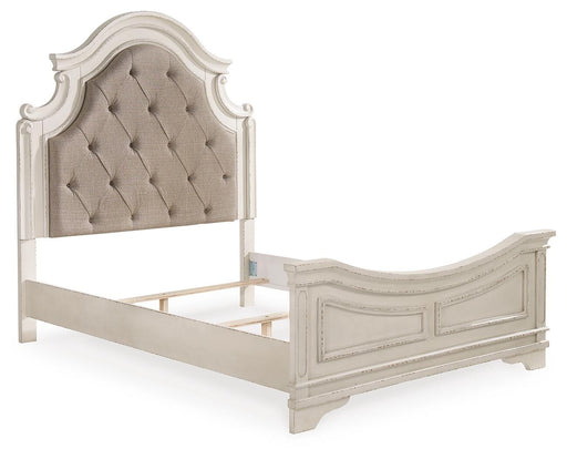 Realyn Upholstered Bed - Sigrist Furniture (Sturgis,MI)