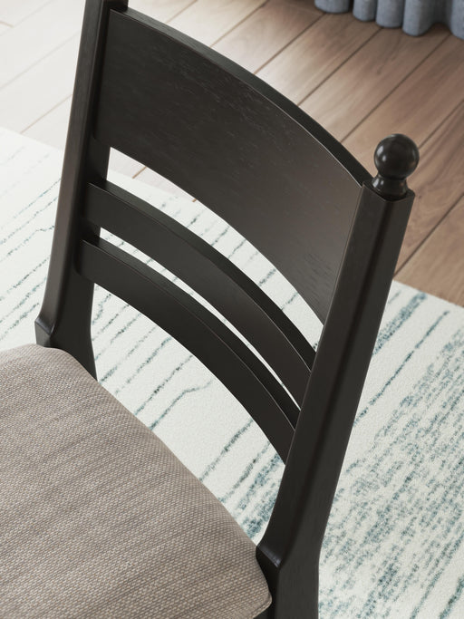 Greddinton Dining Room Set - Sigrist Furniture (Sturgis,MI)
