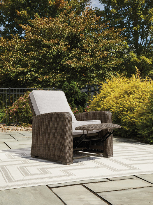 Beachcroft Outdoor Recliner