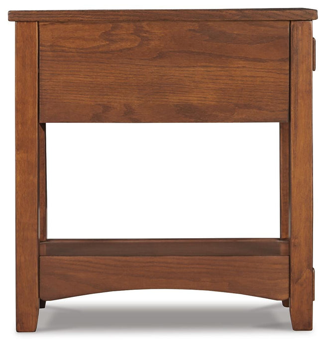 Breegin Chairside End Table - Sigrist Furniture (Sturgis,MI)