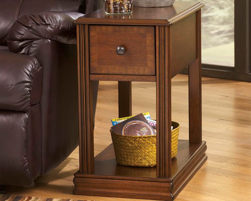 Breegin Chairside End Table - Sigrist Furniture (Sturgis,MI)