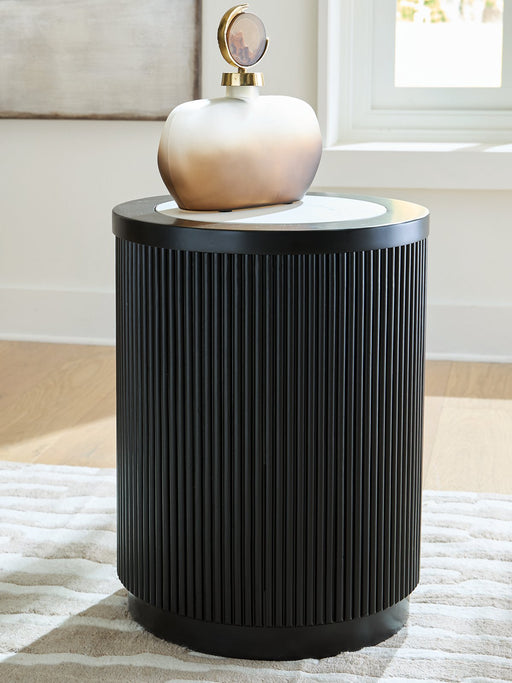 Grayman End Table - Sigrist Furniture (Sturgis,MI)